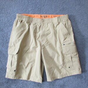 NWOT Field & Stream Large Beige Nylon Cargo Hiking Shorts Zip Fly Elastic Sides